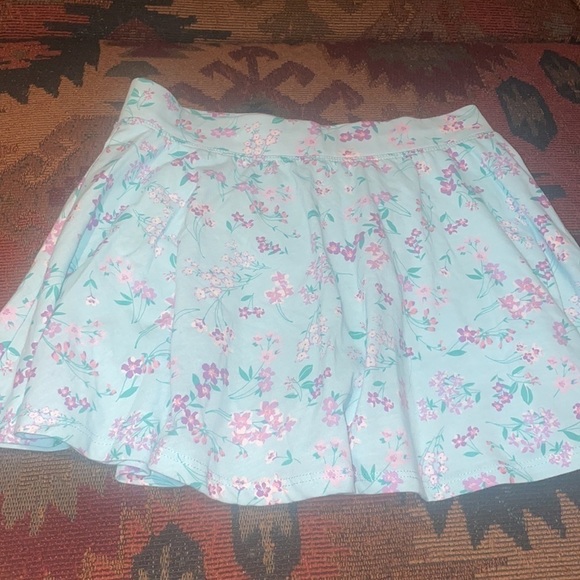 Girls flower skirt - Picture 2 of 3
